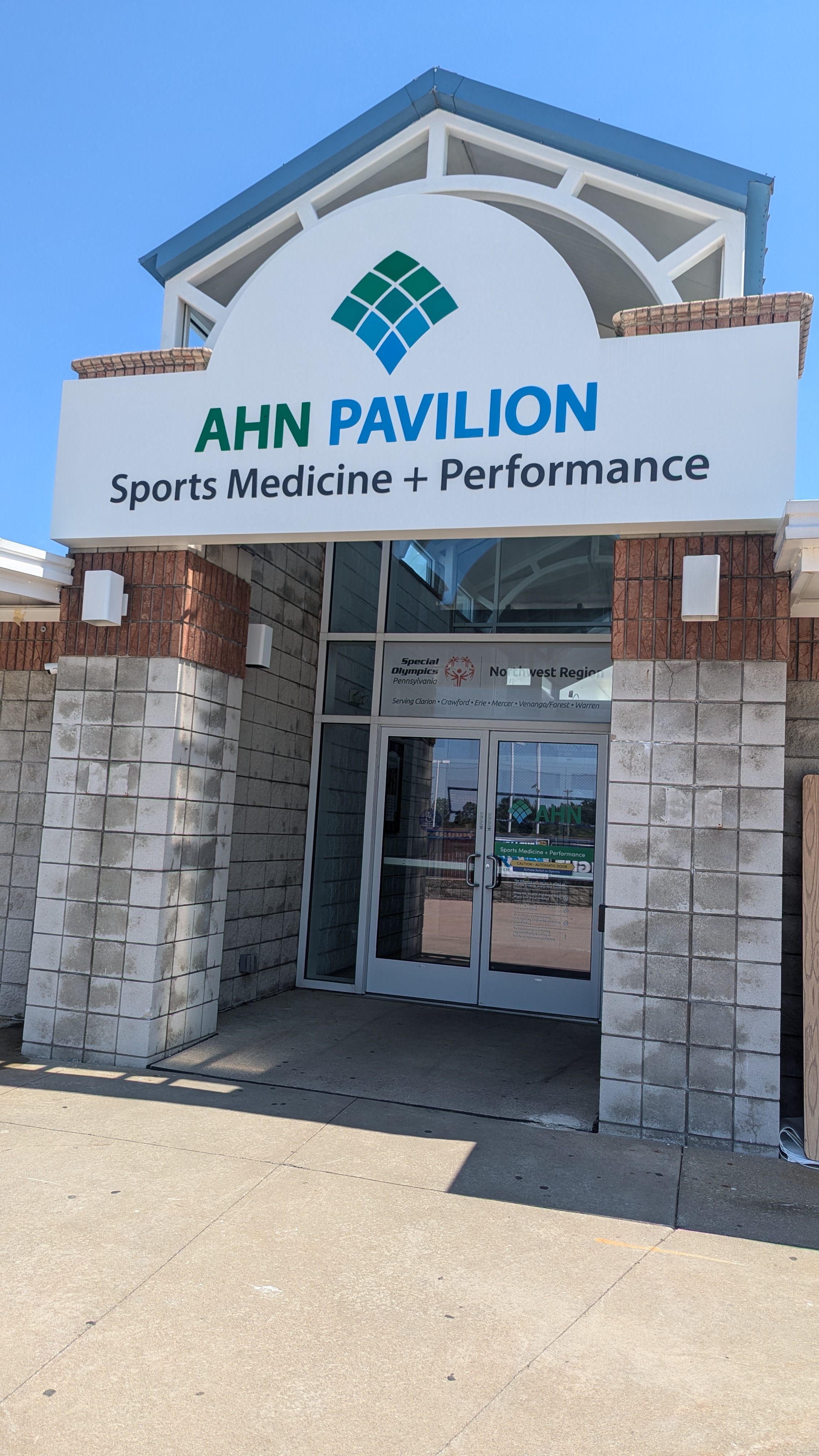 AHN Pavilion Sports Medicine